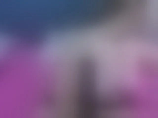 Live sex webcam photo for meganmilf2 #293675444