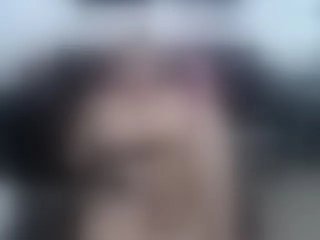 Live sex webcam photo for meganmilf2 #294172500