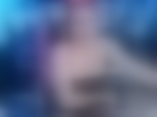 Live sex webcam photo for meganmilf2 #294343478