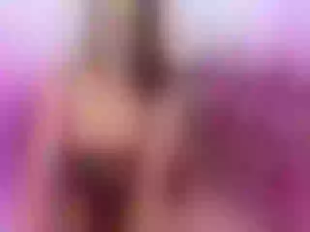 Live sex webcam photo for megann-taylor #277168887