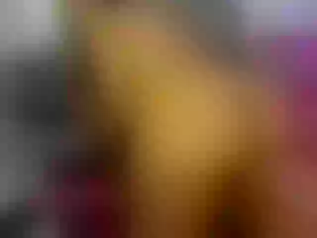 Live sex webcam photo for megann-taylor #277336567