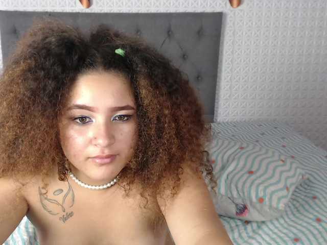 Live sex webcam photo for meganrincon #275744038