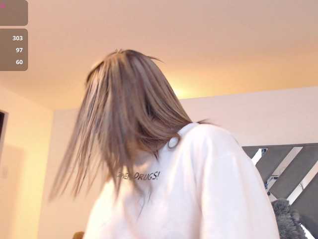 Live sex webcam photo for megansexy01 #291457344