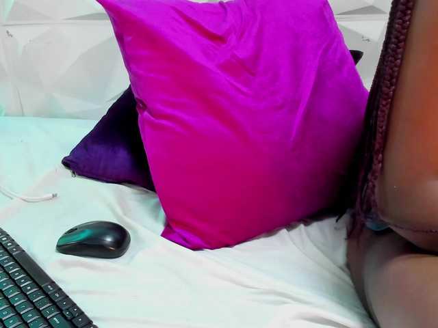 Live sex webcam photo for meganxxrosse #272895612