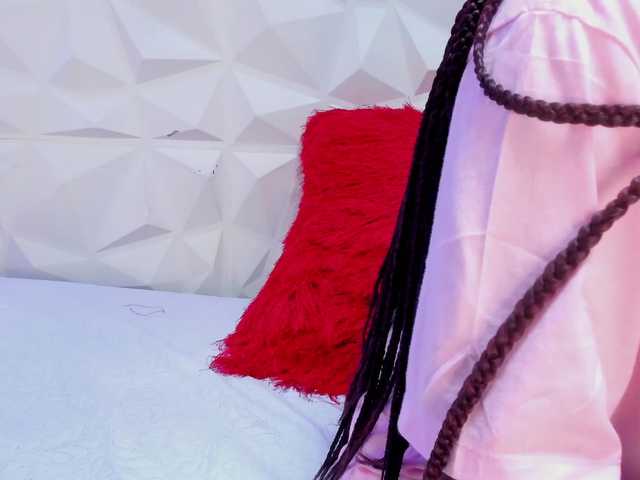 Live sex webcam photo for meganxxrosse #272927660