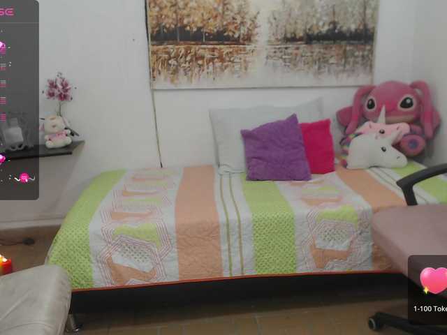 Live sex webcam photo for meggan-fox #276362677