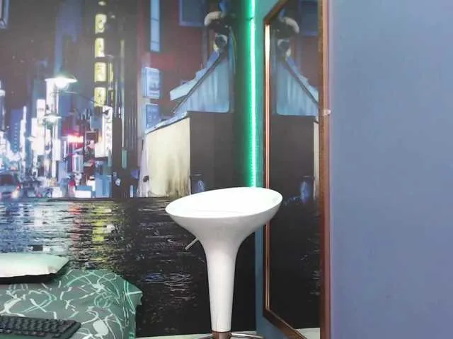 Live sex webcam photo for meghanlee #272749747