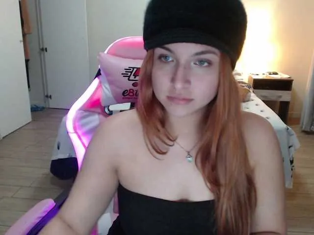 Live sex webcam photo for meghanzou #276485304