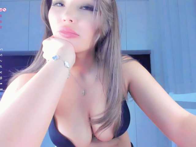 Live sex webcam photo for mei-meizu #291644073