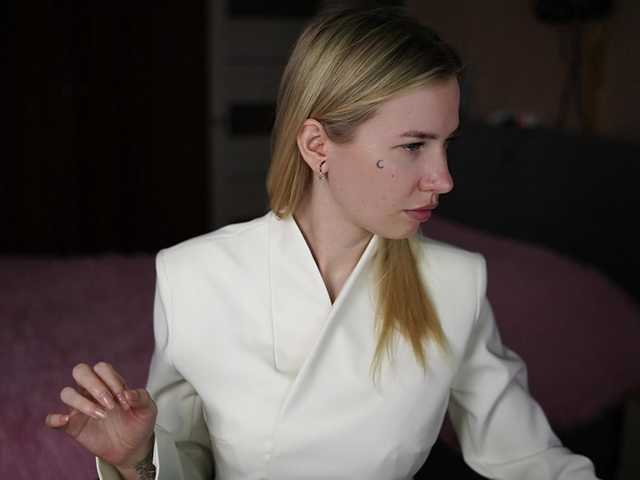 Live sex webcam photo for mel-collins #290808232