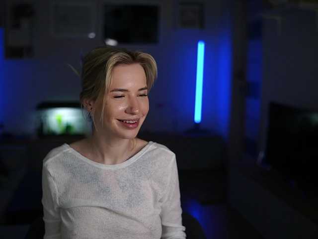 Live sex webcam photo for mel-collins #290815594