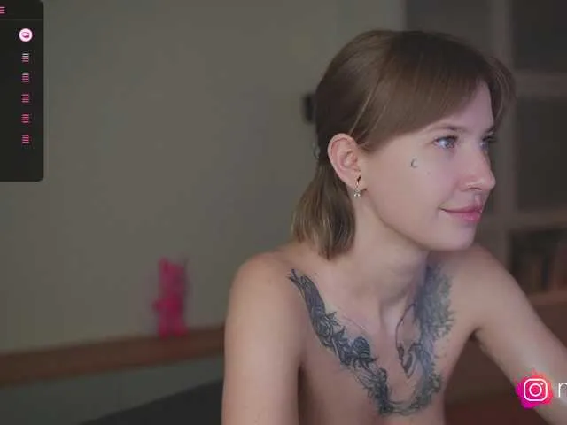 Live sex webcam photo for mel-collins #293490569