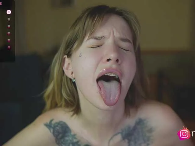 Live sex webcam photo for mel-collins #293852947
