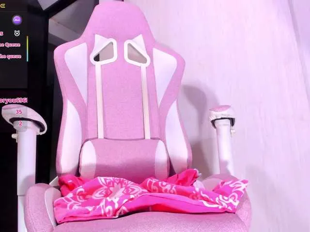 Live sex webcam photo for melanie-sweet #291586538