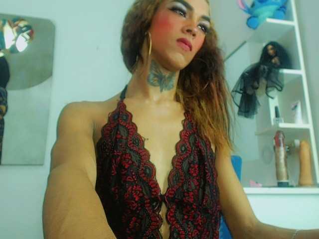 Live sex webcam photo for melanixhornyy #275540159