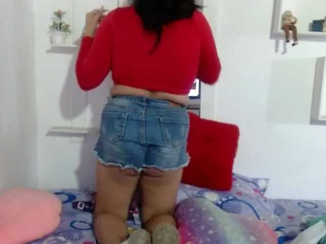 Live sex webcam photo for melany-curvy #271742076