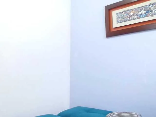 Live sex webcam photo for melany-rodrig #274056875