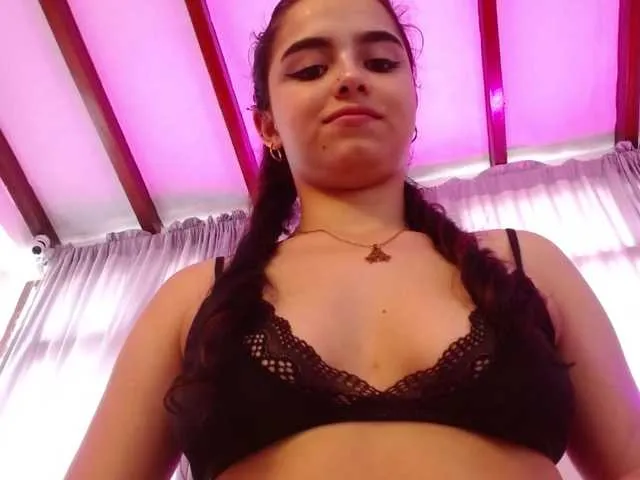 Live sex webcam photo for melany-rodrig #274158903