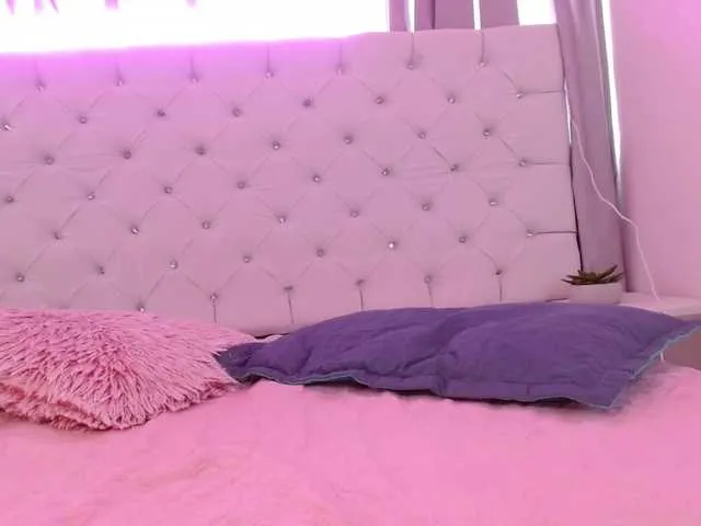 Live sex webcam photo for melany-rodrig #274167226