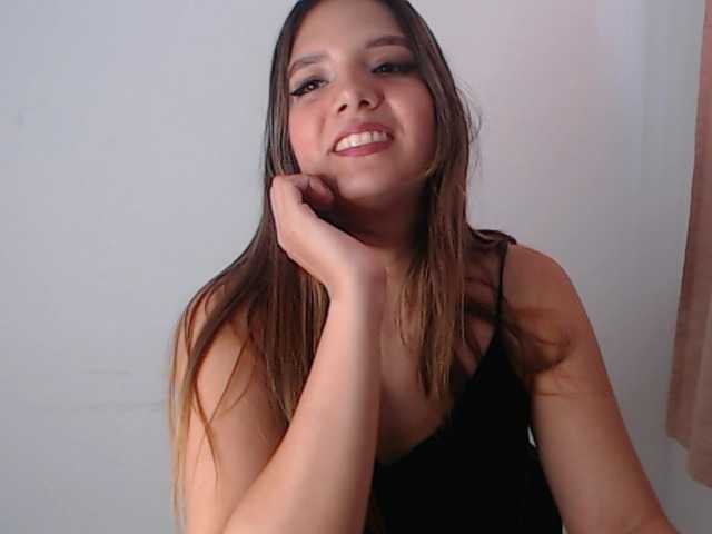 Live sex webcam photo for melany-suggar #287184724