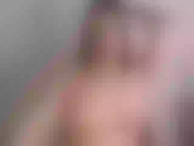 Live sex webcam photo for melany-suggar #291323048