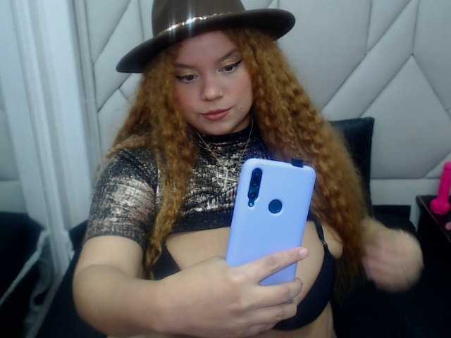 Live sex webcam photo for melanybusty #274440151