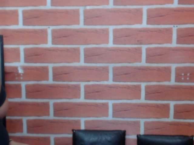 Live sex webcam photo for melanybusty #274613930