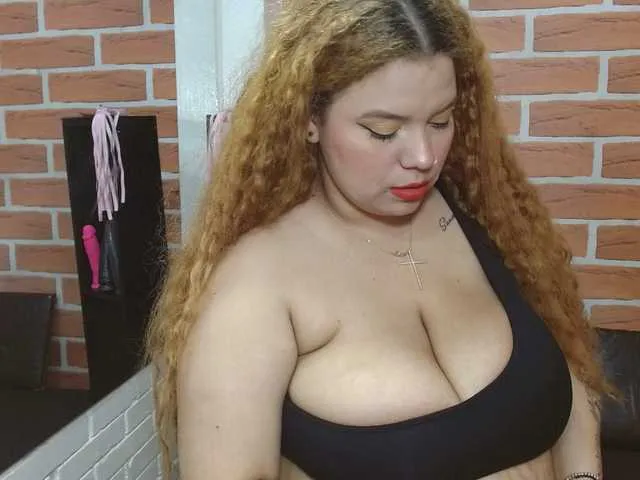 Live sex webcam photo for melanybusty #275376235