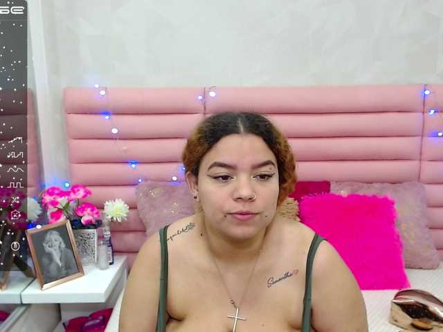 Live sex webcam photo for melanybusty #275539938