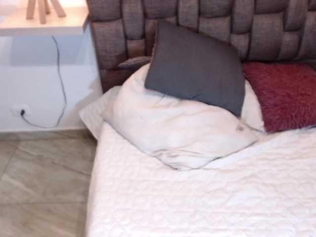 Live sex webcam photo for melanydaviis #272474822