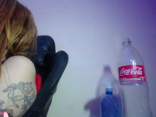 Live sex webcam photo for melanyissabel #276525834