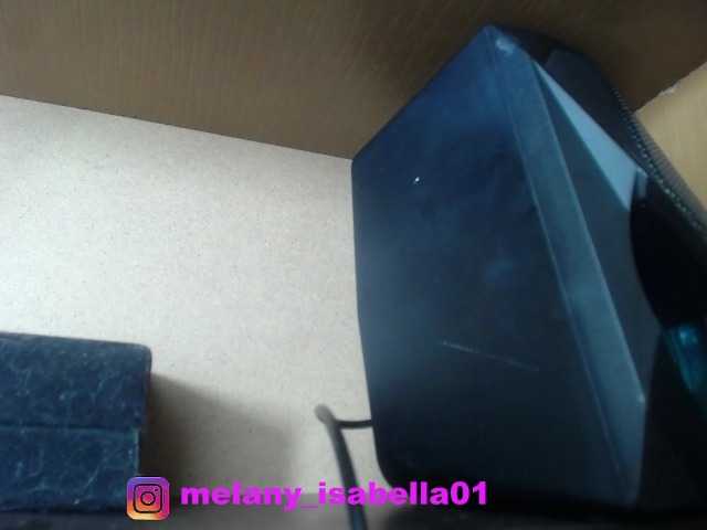 Live sex webcam photo for melanyissabel #277627267