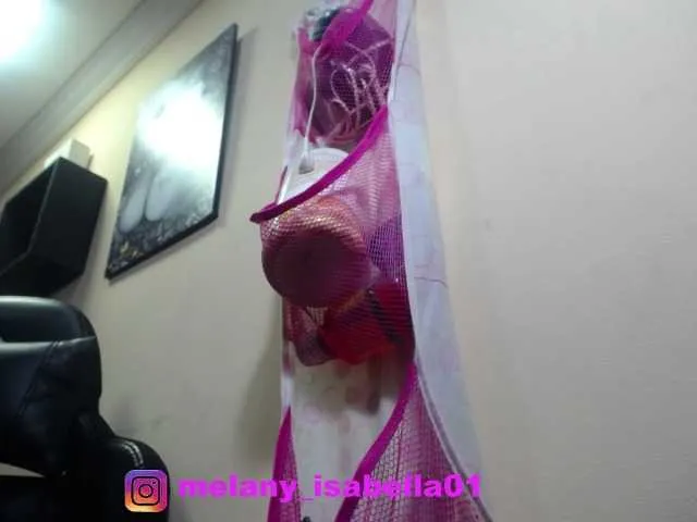 Live sex webcam photo for melanyissabel #277707093