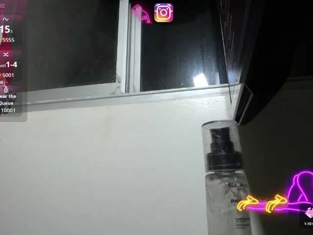 Live sex webcam photo for melanyissabel #292053443