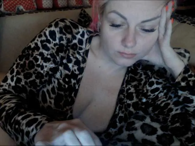 Live sex webcam photo for melek-7250 #271712446