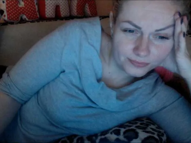 Live sex webcam photo for melek-7250 #271751509