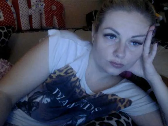Live sex webcam photo for melek-7250 #271878874