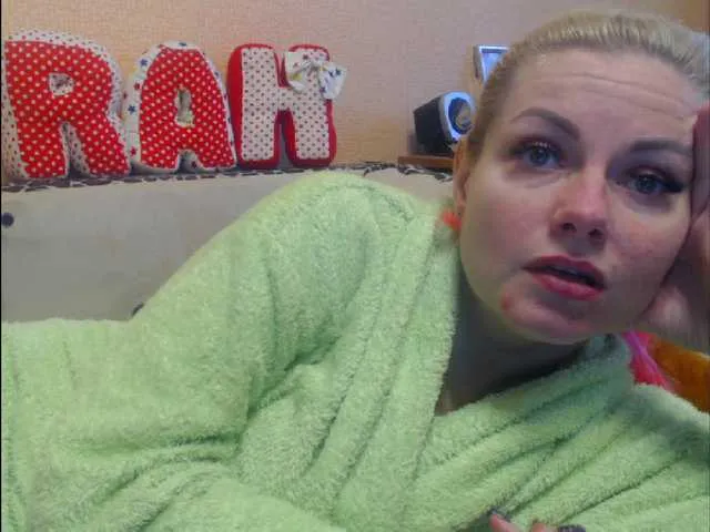Live sex webcam photo for melek-7250 #272110276