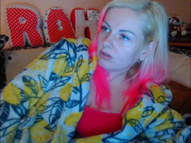 Live sex webcam photo for melek-7250 #272247562