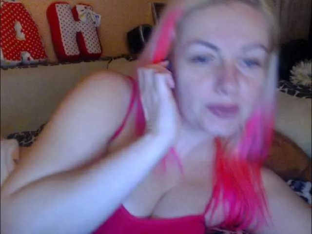 Live sex webcam photo for melek-7250 #272284016
