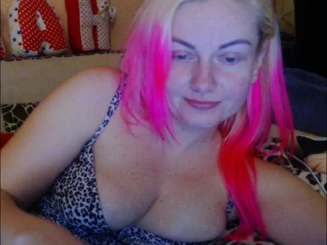 Live sex webcam photo for melek-7250 #272613015