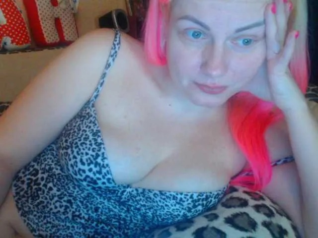 Live sex webcam photo for melek-7250 #272807196