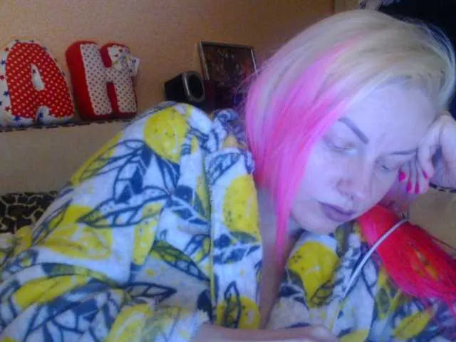 Live sex webcam photo for melek-7250 #272813709