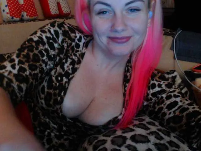 Live sex webcam photo for melek-7250 #272912876