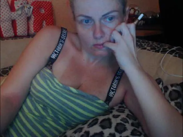 Live sex webcam photo for melek-7250 #273994451