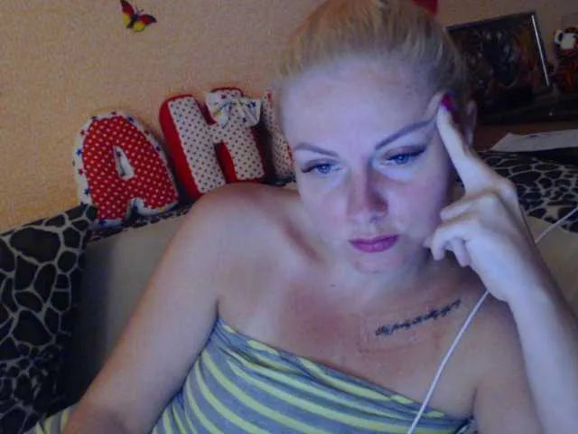 Live sex webcam photo for melek-7250 #274097221