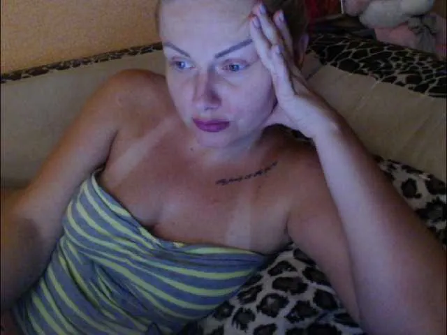 Live sex webcam photo for melek-7250 #274488015