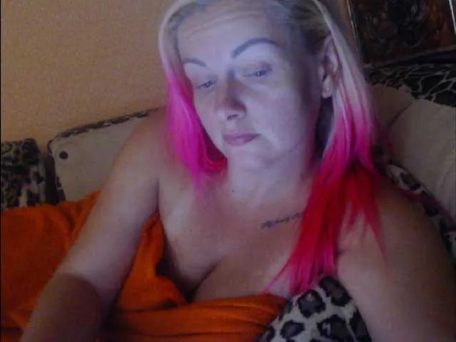 Live sex webcam photo for melek-7250 #274587215