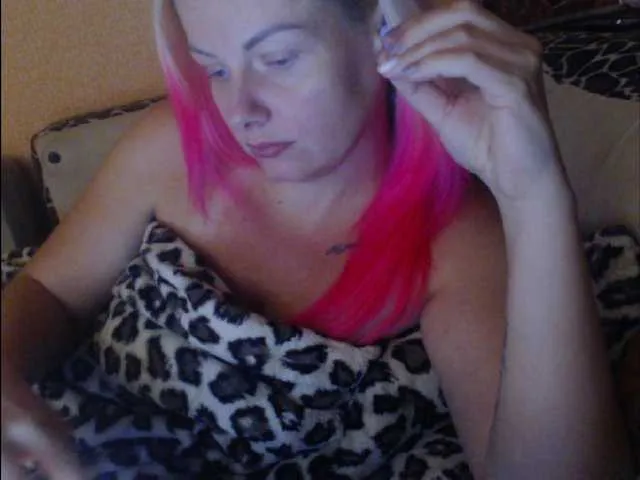 Live sex webcam photo for melek-7250 #274608680