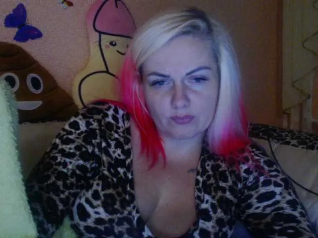 Live sex webcam photo for melek-7250 #276429004